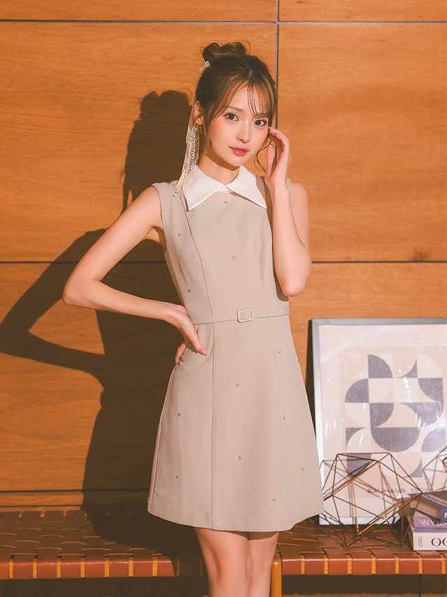 襟付き ノースリーブ ベルトデザイン ビジュー シンプル タイトミニドレス