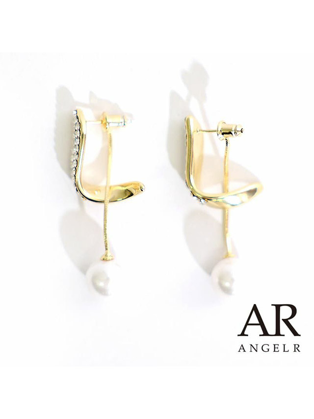 カーブデザイン パール ビジューピアス