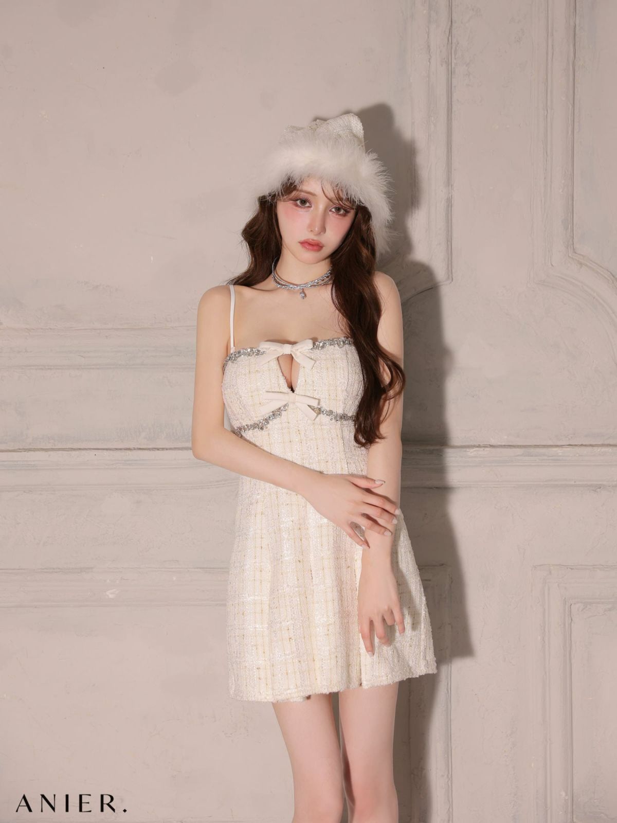 ベアデザイン バストカット リボン ビジュー プリーツ フレア サンタコスドレス