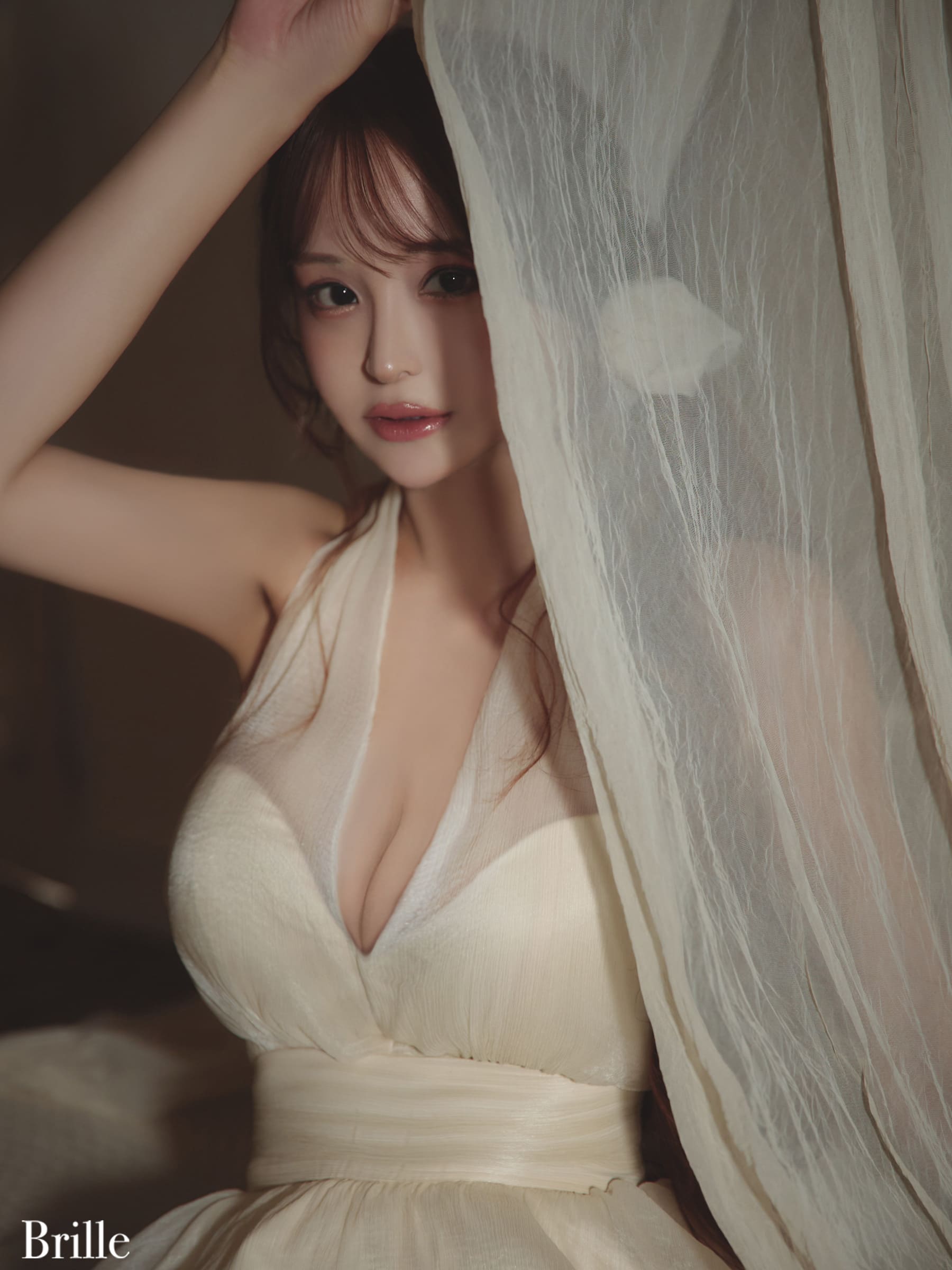 ホルターネック チュール バックオープン フレアミニドレス