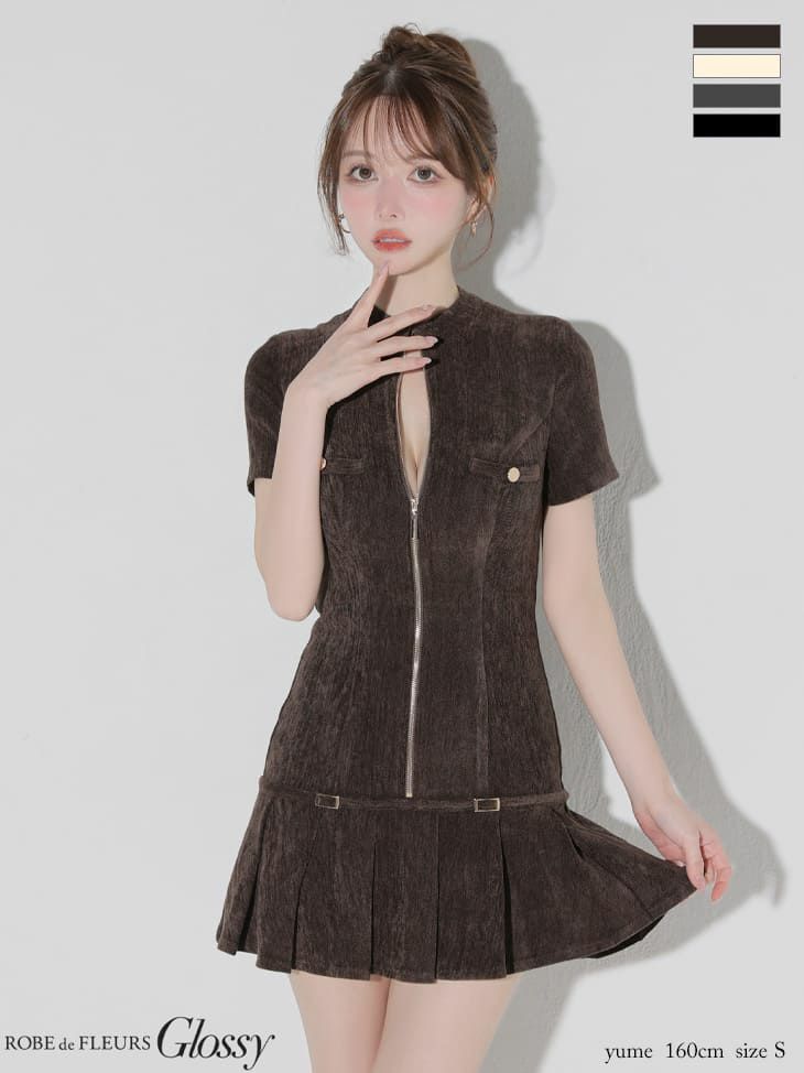 セクシー 半袖 ジップデザイン ベルトデザイン プリーツ ワンカラー フレアミニドレス