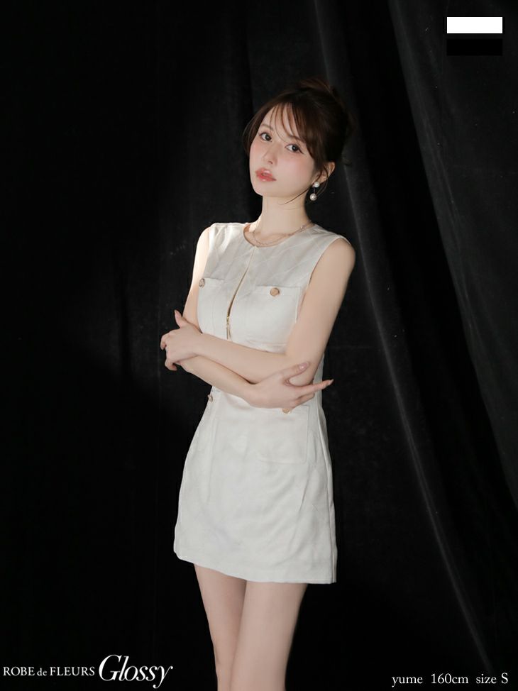 ノースリーブ ジップデザイン レザー Vネック シンプル ゴールドボタン タイトミニドレス