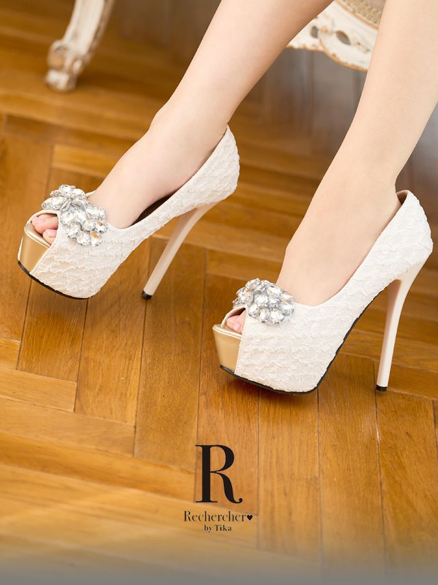 キャバヒール ドレッシービジューデザイン オープントゥ パンプス