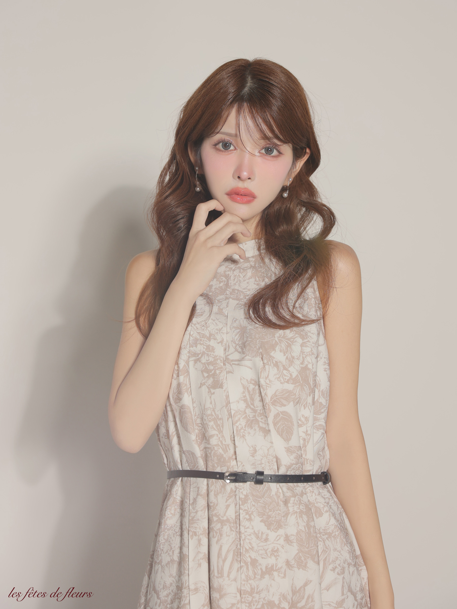 ツイード 花柄 プリーツ ノースリーブ ウエストベルト フレアミニドレス