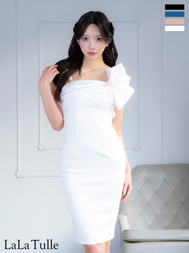 ビッグリボン ワンショルダー パールストラップ付き バックスリット フェミニン 膝丈ドレス