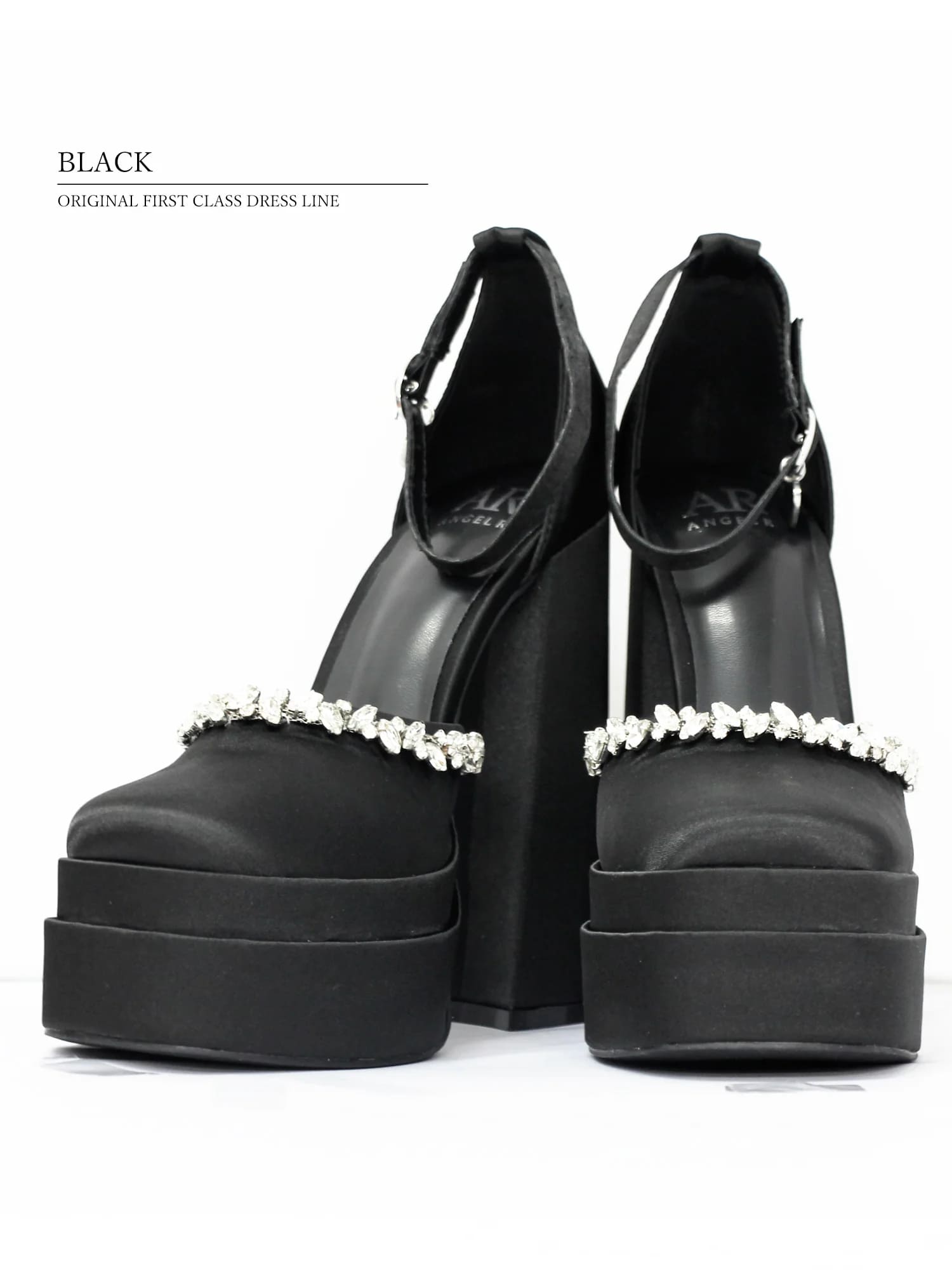 ビジュー ロゴストーン ハートチャーム サテン 厚底 パンプス