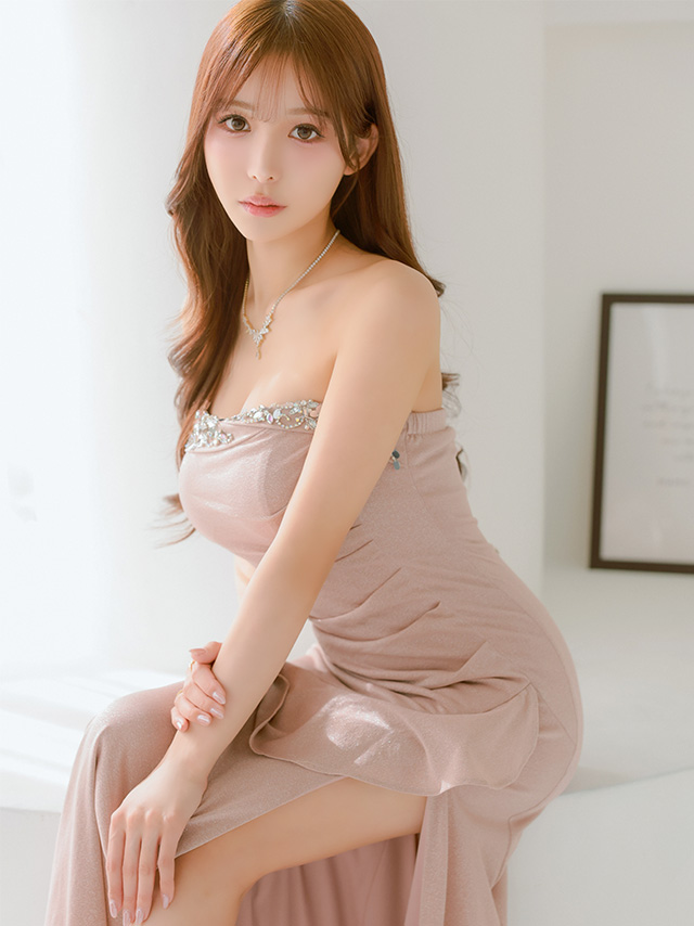 フリル ラッフルデザイン ベアトップ キャミソール スリット ビジュー ラメ ビジュー タイトロングドレス