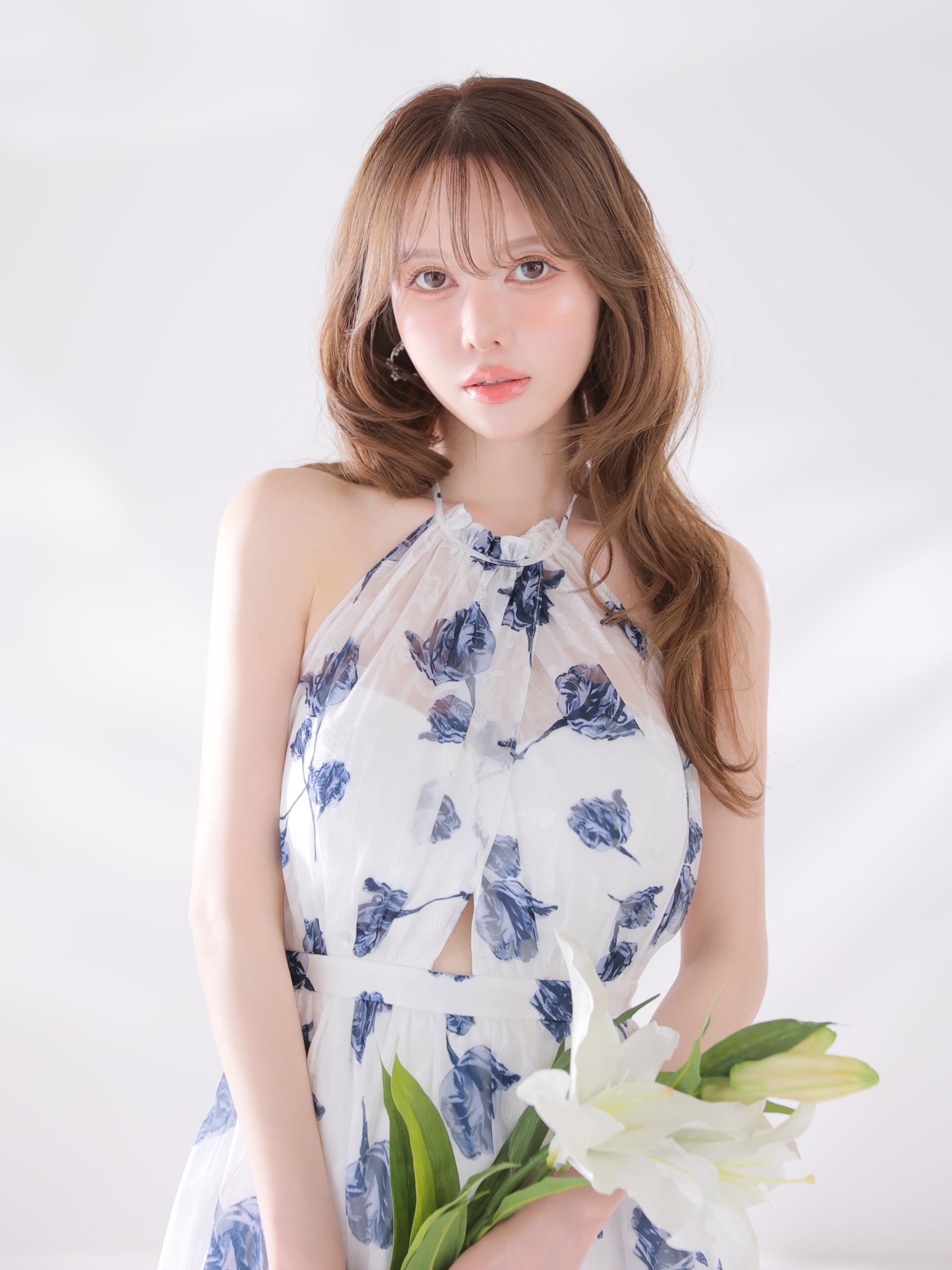 ホルターネック シフォン フラワージャガード シフォン バックオープン サテン 花柄 Aラインロングドレス